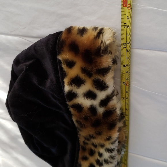 Children's Place Leopard Faux Fur Trim Girls velour hat lined BLACK Warm Soft - Picture 9 of 10